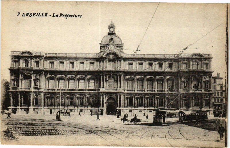 Carte postale ancienne Marseille-La Préfecture à Marseille