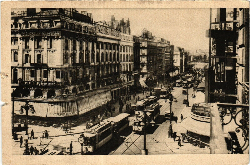 Carte postale ancienne Marseille-La Cannabiere à Marseille