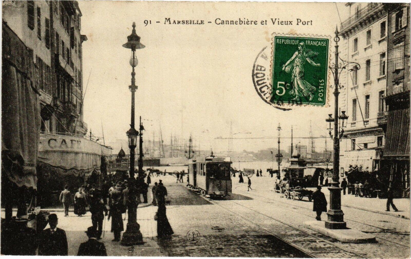 Carte postale ancienne Marseille-Cannabiereet Vieux Port à Marseille