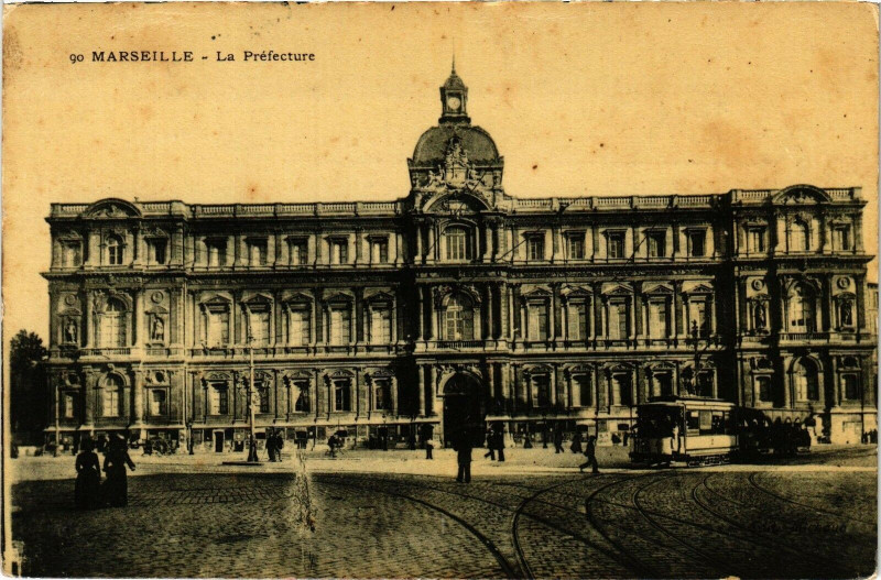 Carte postale ancienne Marseille-La Préfecture à Marseille