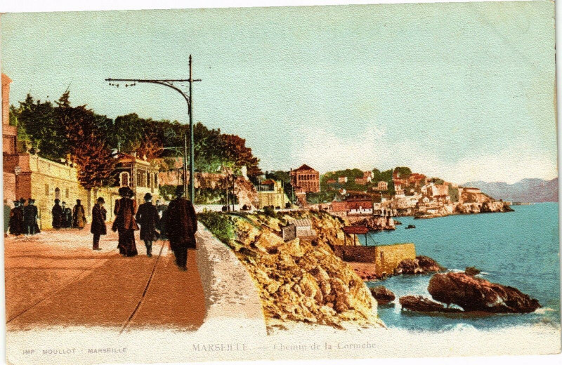 Carte postale ancienne Marseille-Chemin de la Corniche à Marseille