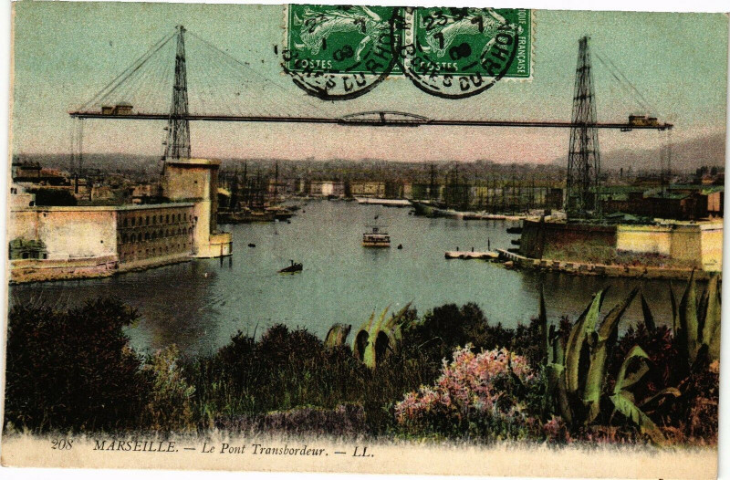 Carte postale ancienne Marseille-Le Pont Transbordeur à Marseille