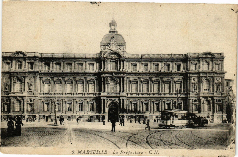 Carte postale ancienne Marseille-Le Préfecture à Marseille