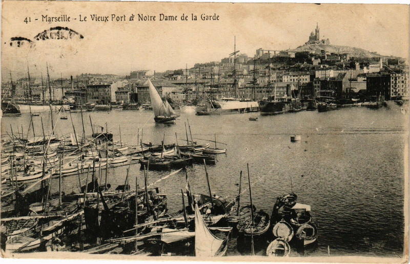 Carte postale ancienne Marseille-Le Vieux Port & Notre Dame de la Garde à Marseille