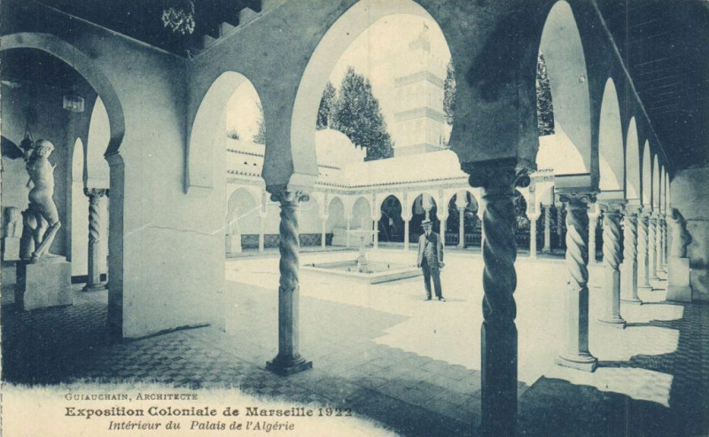 Carte postale ancienne Marseille Expo Coloniale 1922-Interieur du Palais de l'Alg.. à Marseille