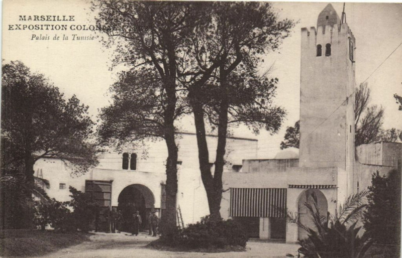 Carte postale ancienne Marseille Expo Coloniale - Palais de la Tunisie à Marseille