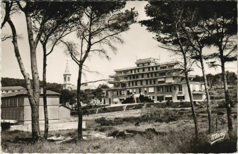 Carte postale ancienne Hyeres Giens Env - Hopital Renee Sabran - Hospices Civils de Lyon à Hyères