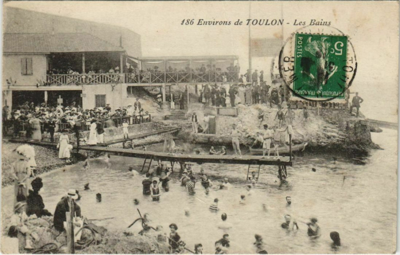 Carte postale ancienne Toulon Environs - Les Bains à Toulon