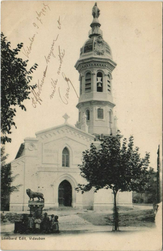Carte postale ancienne Vidauban L'Eglise à Vidauban