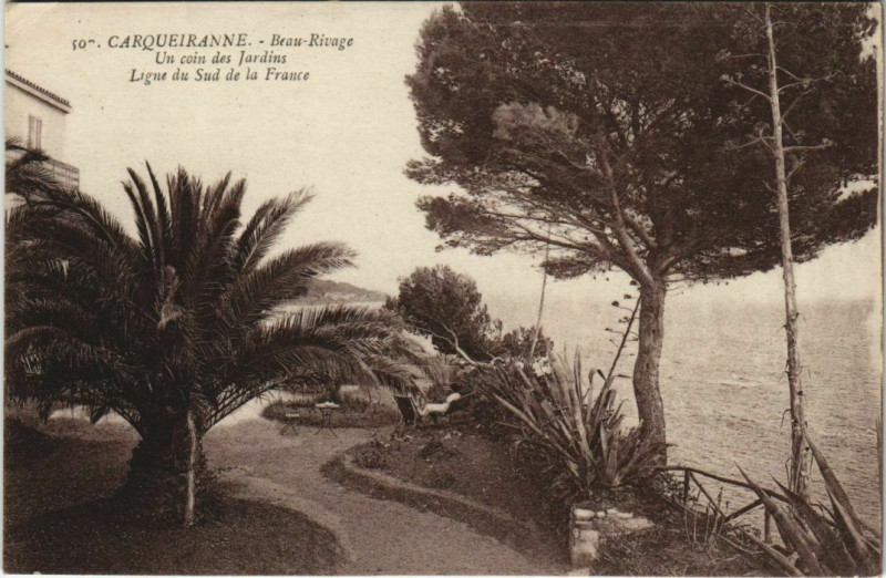 Carte postale ancienne Carquiranne Beau-Rivage - Un Coin des Jardins