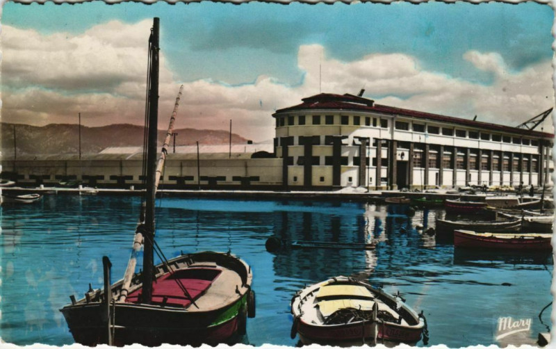 Carte postale ancienne La Seyne-sur-Mer Le Port à La Seyne-sur-Mer