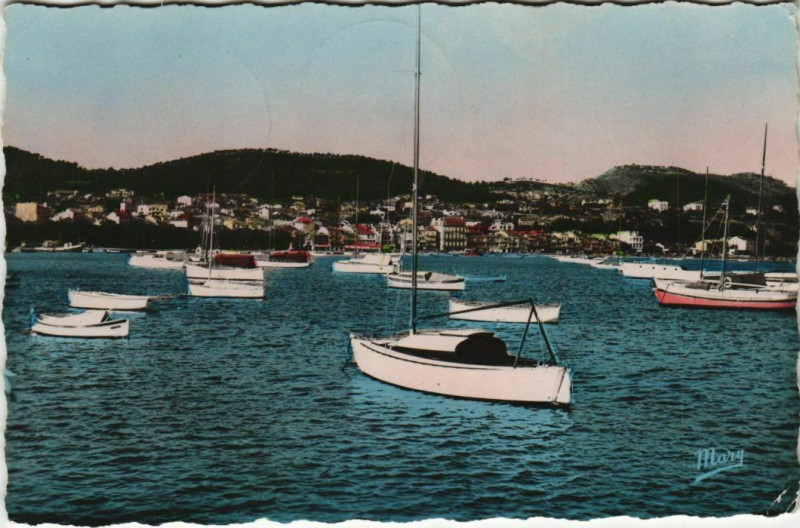 Carte postale ancienne Bandol Le Port à Bandol