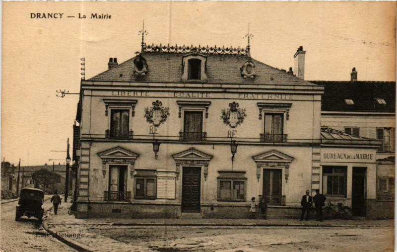 Carte postale ancienne Drancy La Mairie à Drancy