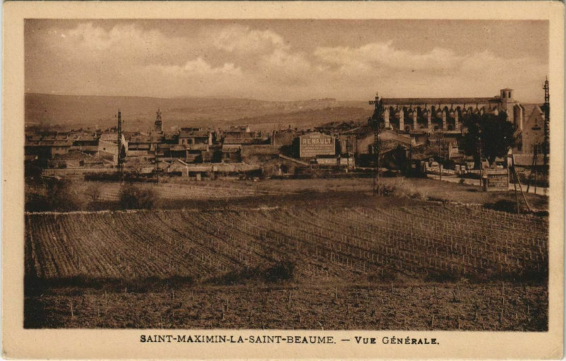 Carte postale ancienne Saint-Maximin-la-Sainte-Baume Vue Generale à Saint-Maximin-la-Sainte-Baume