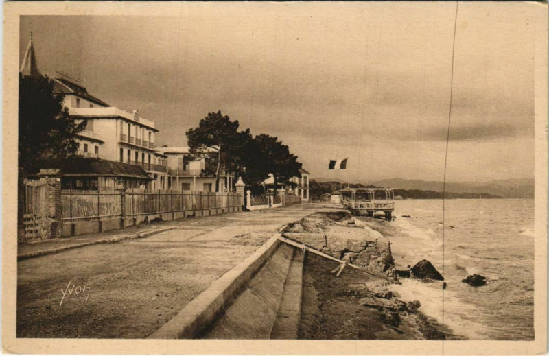 Carte postale ancienne Hyeres La Plage à Hyères