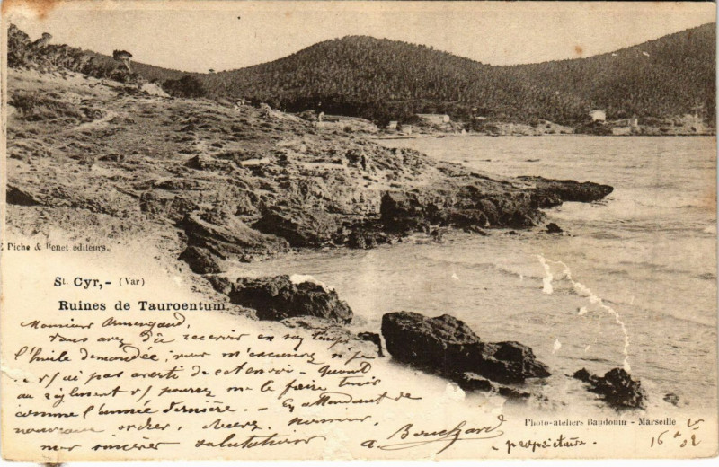 Carte postale ancienne Saint-Cyr-sur-Mer - Ruines de Tauroentum à Saint-Cyr-sur-Mer