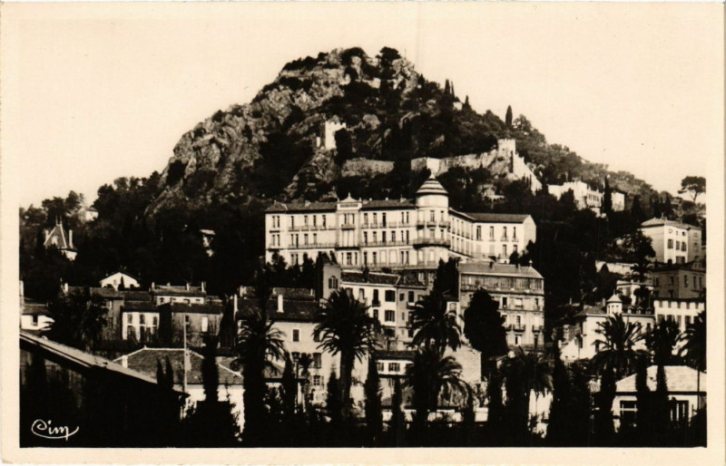 Carte postale ancienne Hyeres - Panorama d'Hyeres à Hyères
