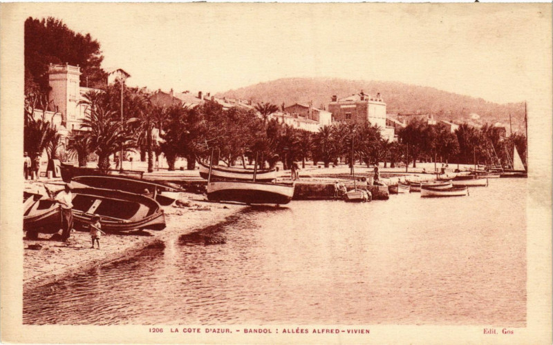 Carte postale ancienne Bandol - Allées Alfred-Vivien à Bandol