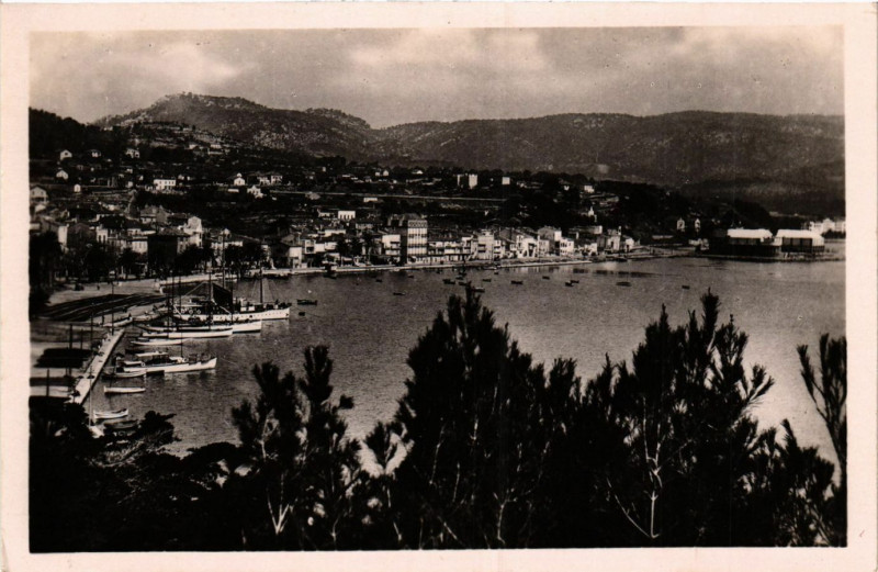 Carte postale ancienne Bandol - Bandol-sur-Mer - Vue générale à Bandol
