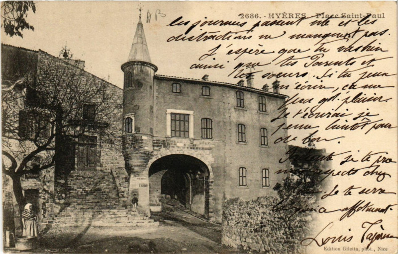 Carte postale ancienne Hyeres - Place St-Paul à Hyères