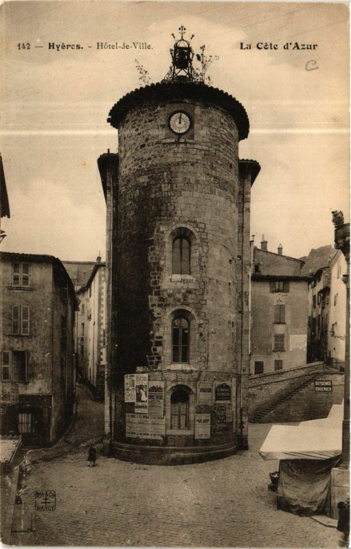 Carte postale ancienne Hyeres - Hotel-de-Ville à Hyères