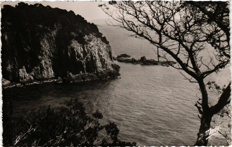 Carte postale ancienne Giens - La Pointe du Mort - Env. de Hyeres à Hyères