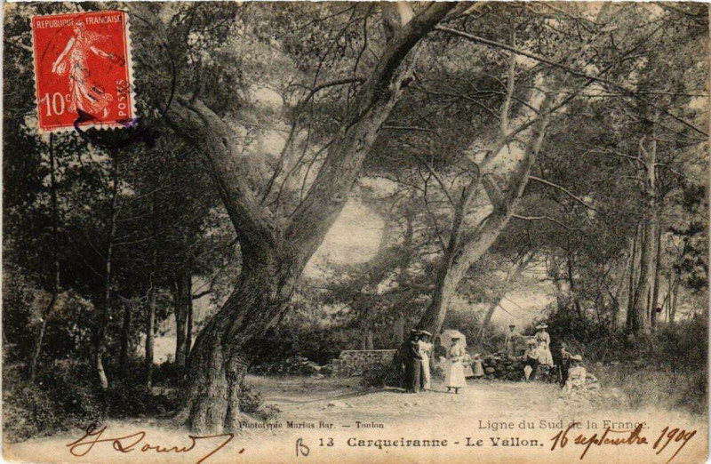 Carte postale ancienne Carqueiranne Le Vallon à Carqueiranne