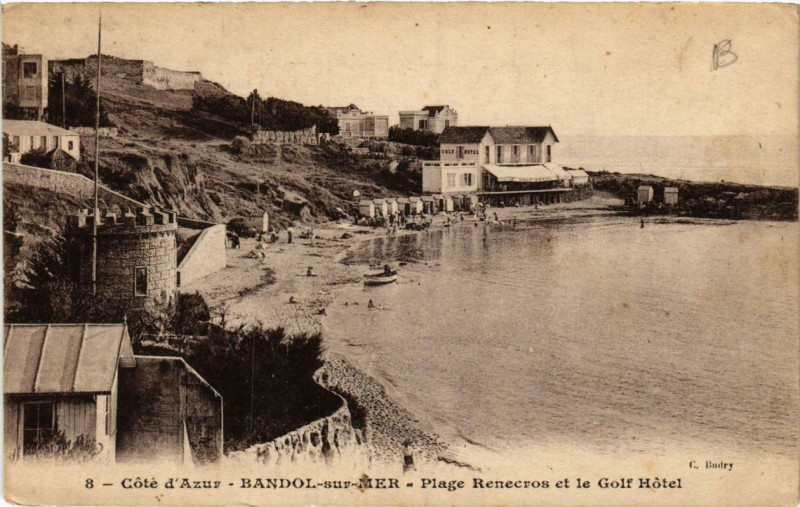 Carte postale ancienne Coté d'Azur Bandol-sur Mer Plage Renecros et le Golf Hotel à Bandol