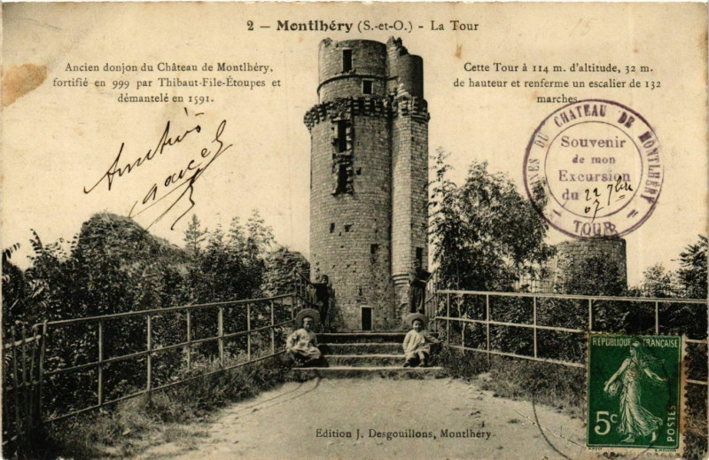 Carte postale ancienne Ile de France Essonne Montlhéry La Tour à Montlhéry