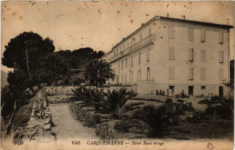 Carte postale ancienne Carqueiranne Hotel Beau Rivage à Carqueiranne