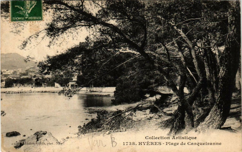 Carte postale ancienne Hyeres Plage de Carqueiranne à Hyères