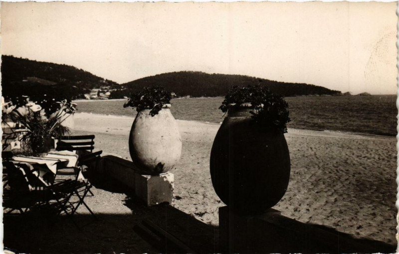 Carte postale ancienne Cavaliere-cap Negre La Plage