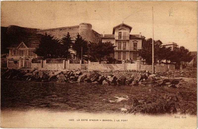 Carte postale ancienne La coté d'Azur Bandol Le Fort à Bandol