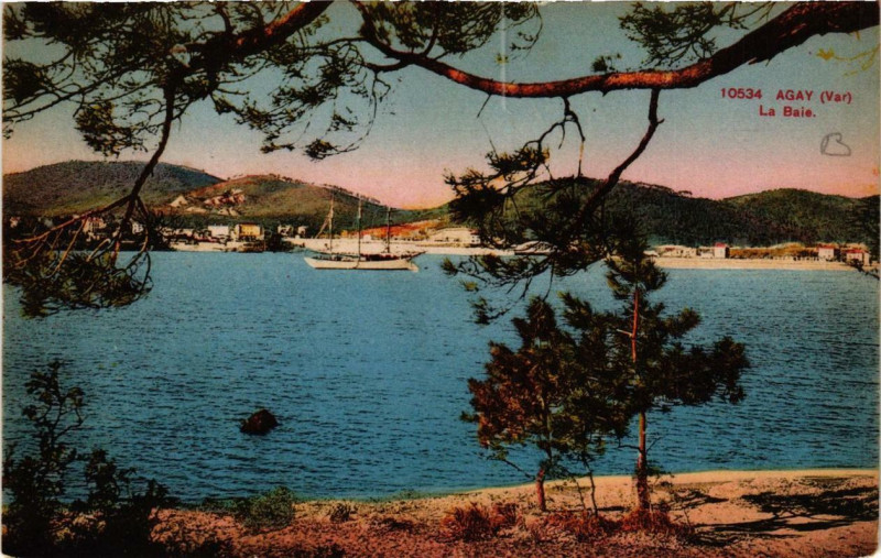 Carte postale ancienne Agay La Baie