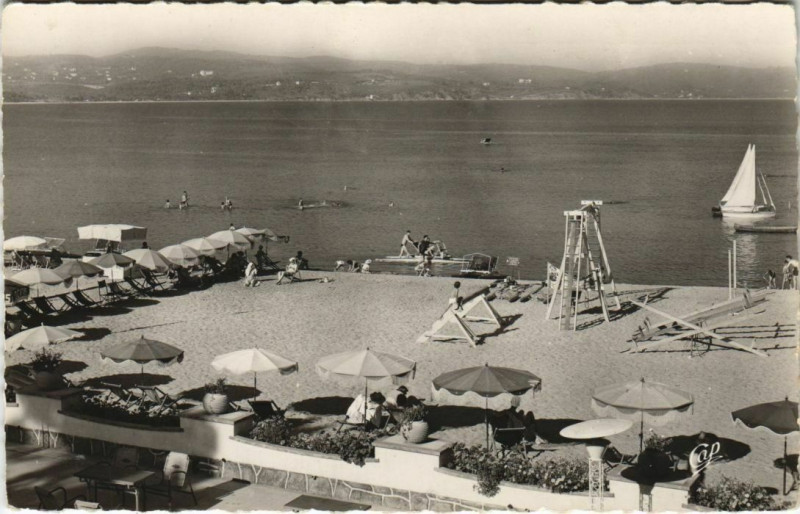 Carte postale ancienne Cavalaire sur Mer La Plage France à Cavalaire-sur-Mer