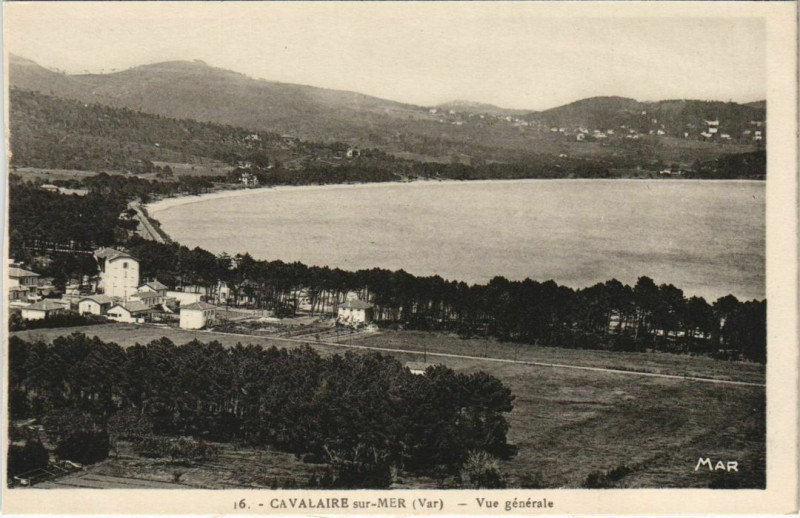 Carte postale ancienne Cavalaire sur Mer Vue Generale France à Cavalaire-sur-Mer
