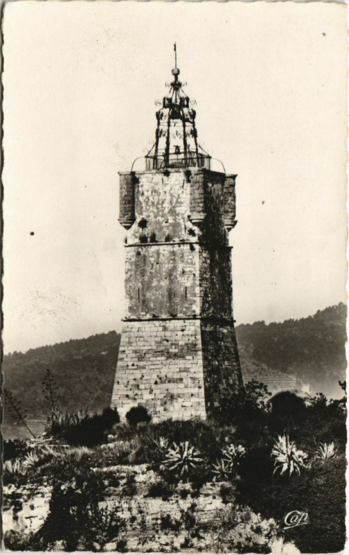 Carte postale ancienne Draguignan La Tour de l'Horloge France à Draguignan