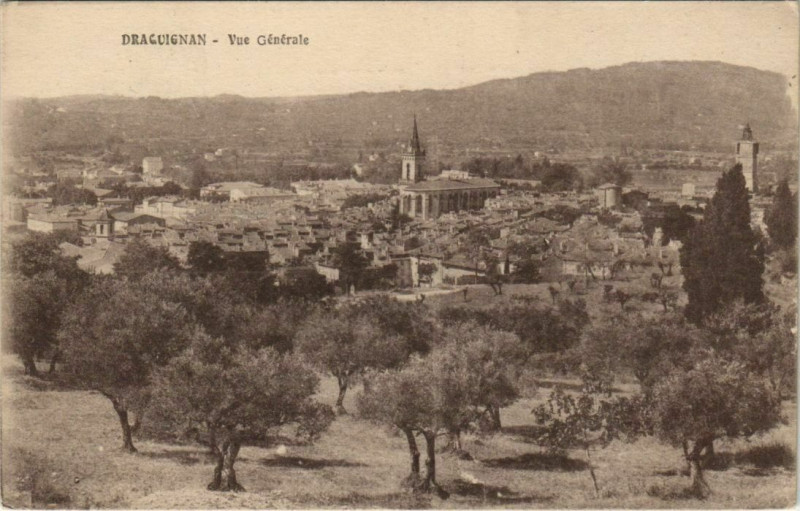 Carte postale ancienne Draguignan Vue Generale France à Draguignan