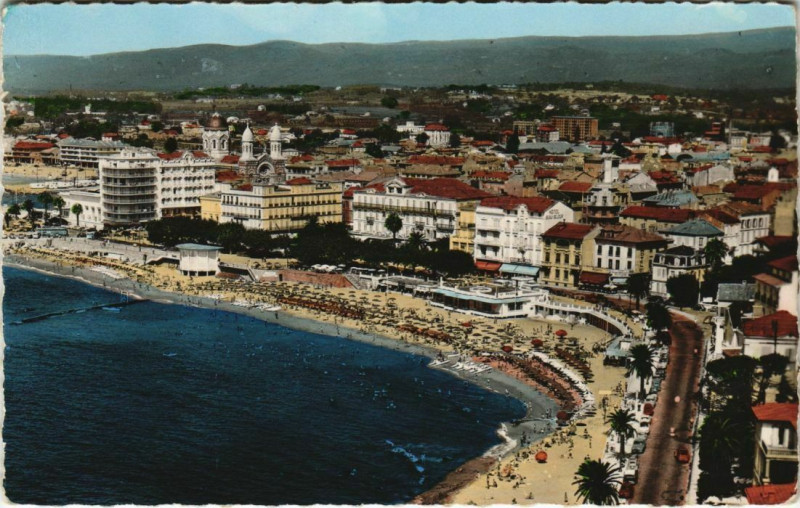 Carte postale ancienne Saint-Raphael Vue Generale France à Saint-Raphaël