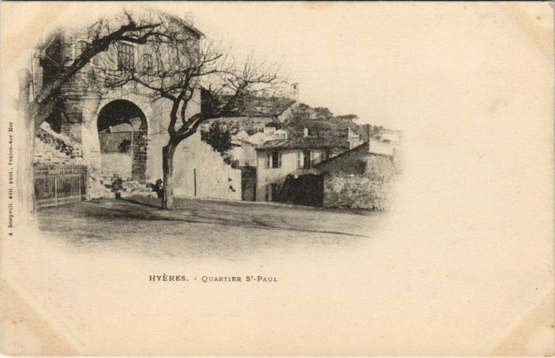 Carte postale ancienne Hyeres Quartier St.Paul France à Hyères