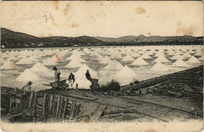 Carte postale ancienne Hyeres Les Salins des Pesquiers France à Hyères