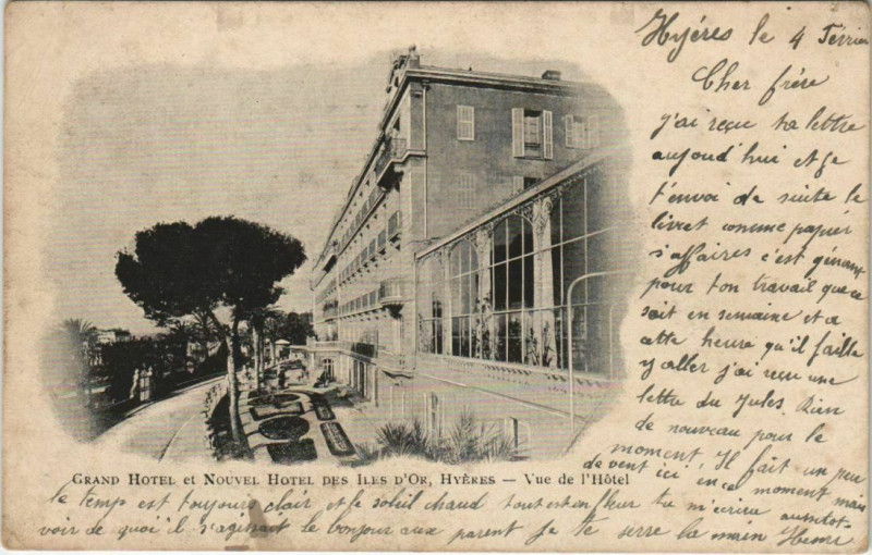Carte postale ancienne Hyeres Grand Hotel et Nouvel des Iles d'Or France à Hyères
