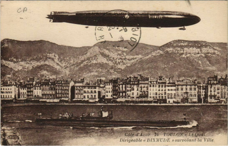 Carte postale ancienne Toulon Aviation Zeppelin - Dirigeable Dixmude Survolant la Ville à Toulon
