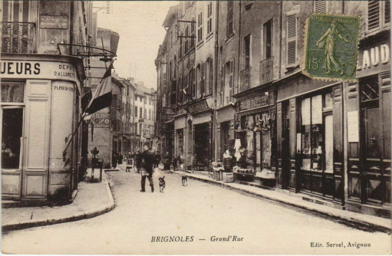 Carte postale ancienne Brignoles Grand'Rue à Brignoles