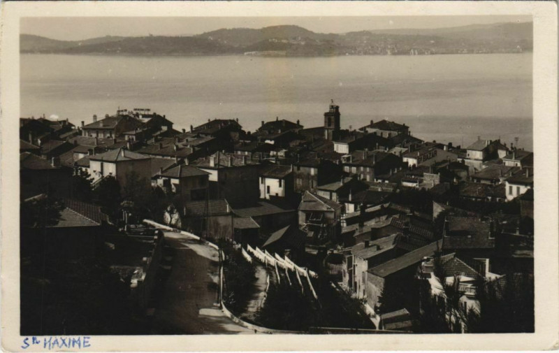 Carte postale ancienne Sainte-Maxime Vue Generale à Sainte-Maxime