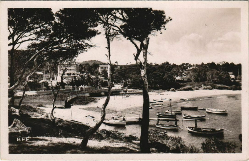Carte postale ancienne Agay Camp Long