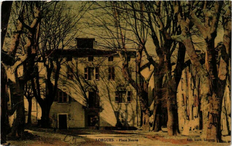 Carte postale ancienne Lorgues Place Neuve à Lorgues