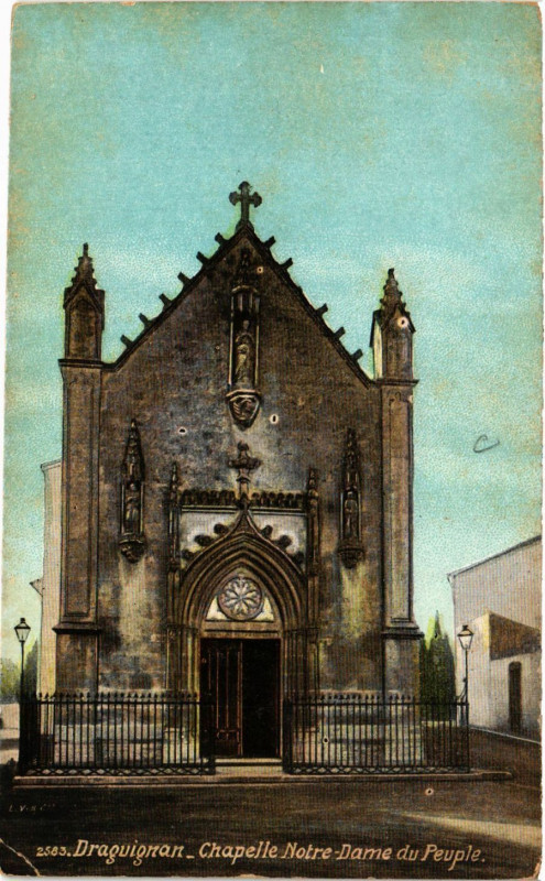 Carte postale ancienne Draguignan - Chapelle N.-D. du Peuple à Draguignan