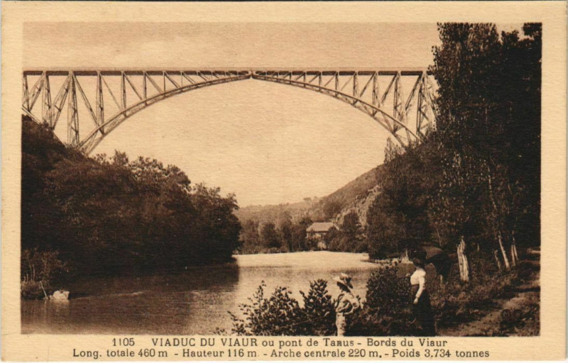 Carte postale ancienne Viaduc du Viaur ou Pont de Tanus - Bords du Viaur