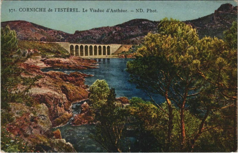 Carte postale ancienne Antheor Le Viaduc d'Antheor - Corniche de l'Esterel